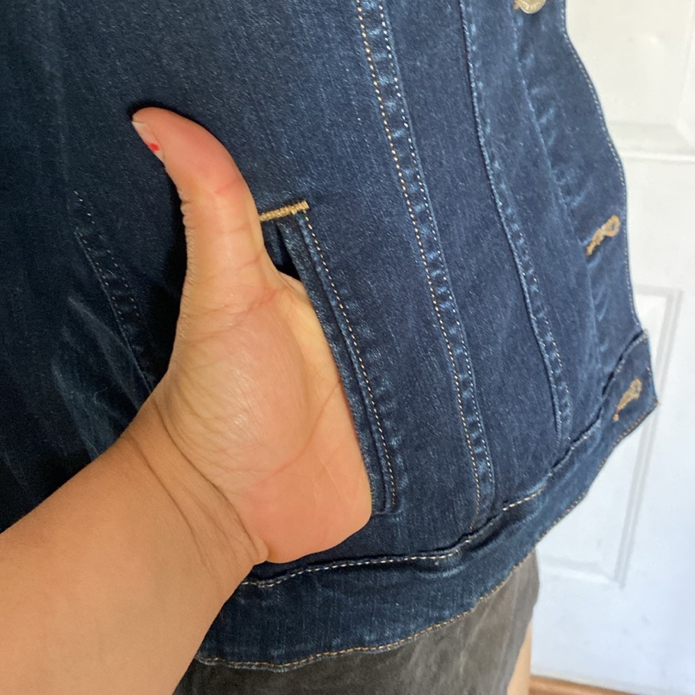 Levi’s denim jacket - Picture 4 of 8